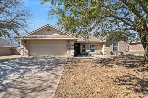 204 Topaz Circle, Hewitt, TX, 76643 | Card Image