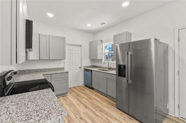 30 Moore Ave, House other with 3 bedrooms, 2 bathrooms and 2 parking in Toccoa GA | Image 7