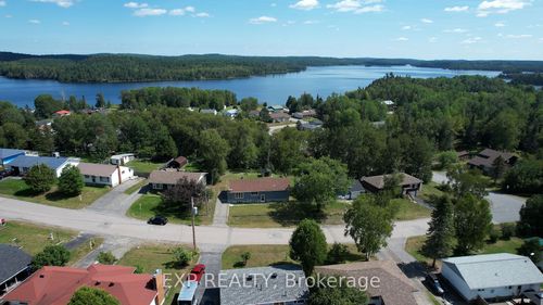 40 Birch Cres, Temagami, ON, P0H2H0 | Card Image