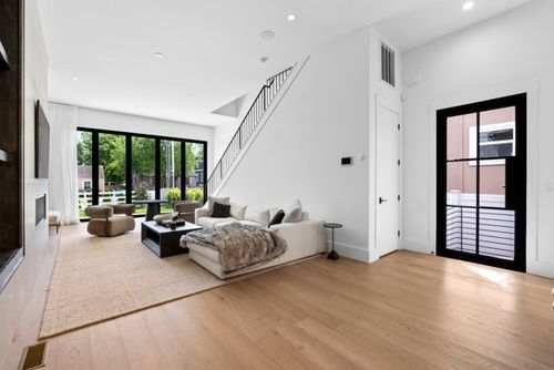 608B Moore Ave, Nashville, TN, 37203 | Card Image