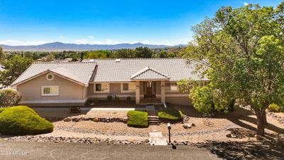 10695 E Straight Arrow Road, House other with 4 bedrooms, 4 bathrooms and null parking in Dewey AZ | Image 1