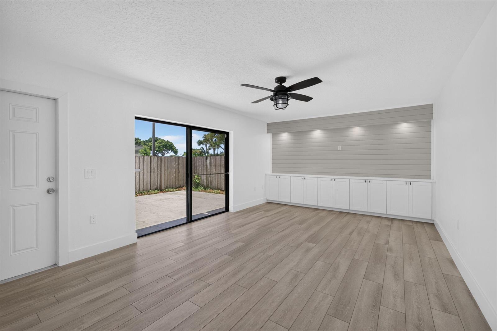 Residential Lease in West Palm Beach 4