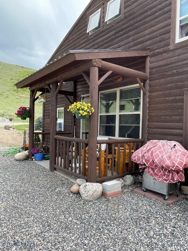 682 E River Rd, House other with 6 bedrooms, 4 bathrooms and null parking in Pray MT | Image 30