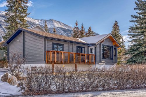 327 Silvertip Close, Canmore, AB, T1W1B6 | Card Image
