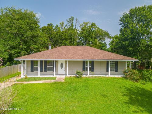 115 Shady Dr, Long Beach, MS, 39560-3123 | Card Image