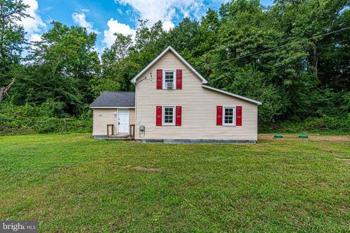 7676 Maple St, PITTSVILLE, MD, 21850-2212 | Card Image