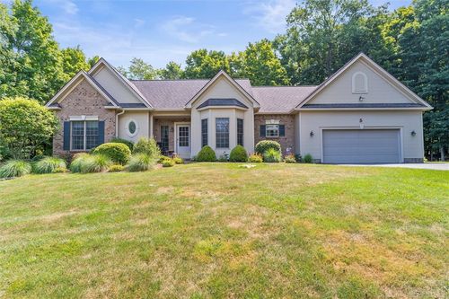 5 Woodsford Ln, Spencerport, NY, 14559-9776 | Card Image