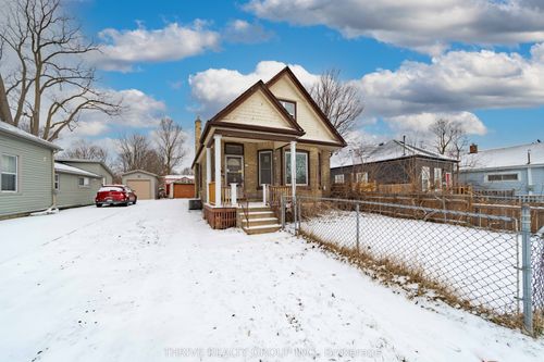 864 Stedwell Street, London East, ON, N5Z1L8 | Card Image