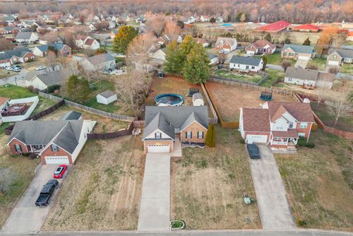 275 Shadyside Ln, Clarksville, TN, 37043-7829 | Card Image