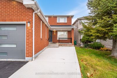 495 Fairview Rd W, House other with 4 bedrooms, 4 bathrooms and 4 parking in Mississauga ON | Image 3