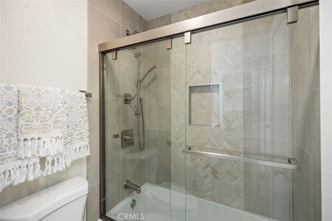 UNIT-77 - 25761 Le Parc, Condo with 1 bedrooms, 2 bathrooms and 2 parking in Lake Forest CA | Image 34