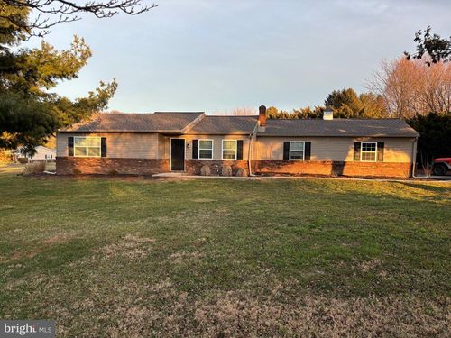 501 Goldfinch Dr, COLUMBIA, PA, 17512-8425 | Card Image