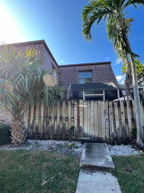e-7482 E Courtyard Run E, Boca Raton, FL, 33433 | Card Image