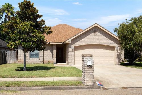 1406 La Ciniega Dr, Weslaco, TX, 78596-5887 | Card Image