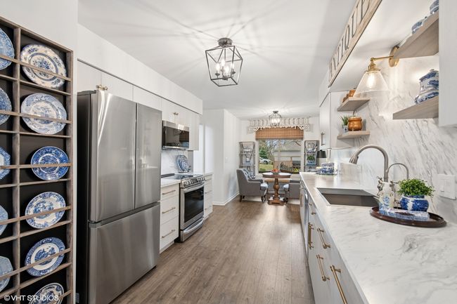 1025 - 982 Longmeadow Ct, Townhouse with 3 bedrooms, 4 bathrooms and 2 parking in Lake Barrington IL | Image 21