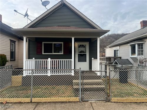 806 Howard St, Bridgeport, OH, 43912-1132 | Card Image