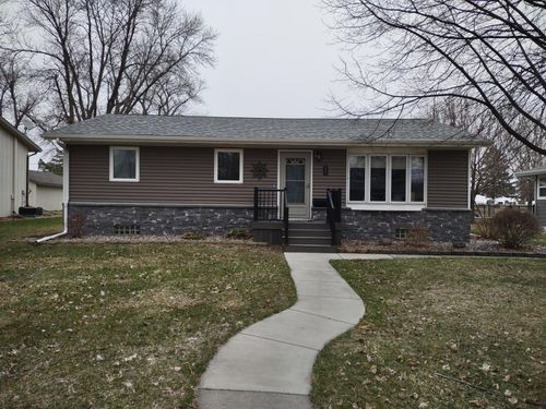 842 Western Ave, Madison, MN, 56256-1010 | Card Image