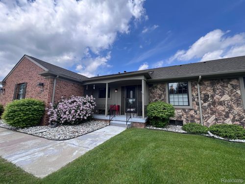 2-12485 Cambridge Boulevard, Green Oak Township, MI, 48178 | Card Image