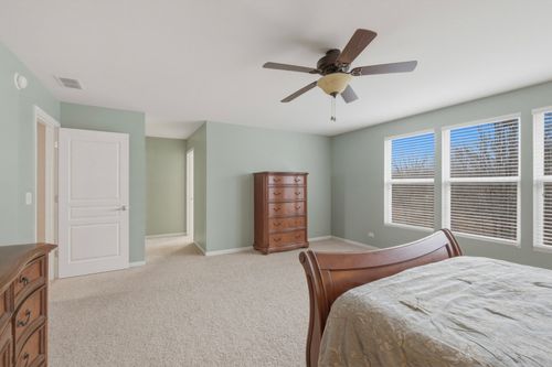 3905 Harmony Ct, Zion, IL, 60099-9548 | Card Image