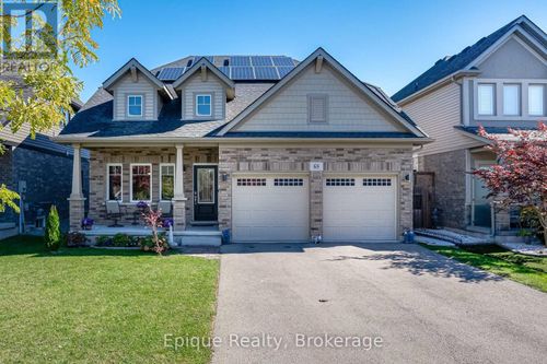 68 Roselawn Cres, Welland, ON, L3C0C3 | Card Image