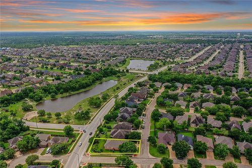 2401 Norham, College Station, TX, 77845 | Card Image