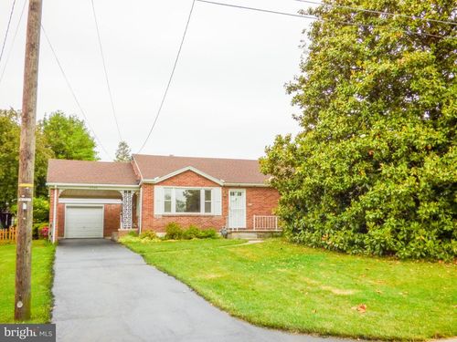 2308 Pleasant View Dr, YORK, PA, 17406-1528 | Card Image