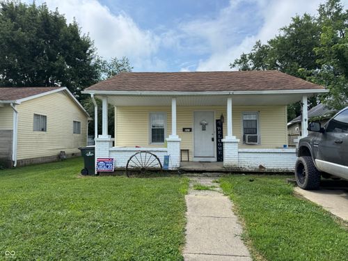 207 W 4th St, Greensburg, IN, 47240-1110 | Card Image