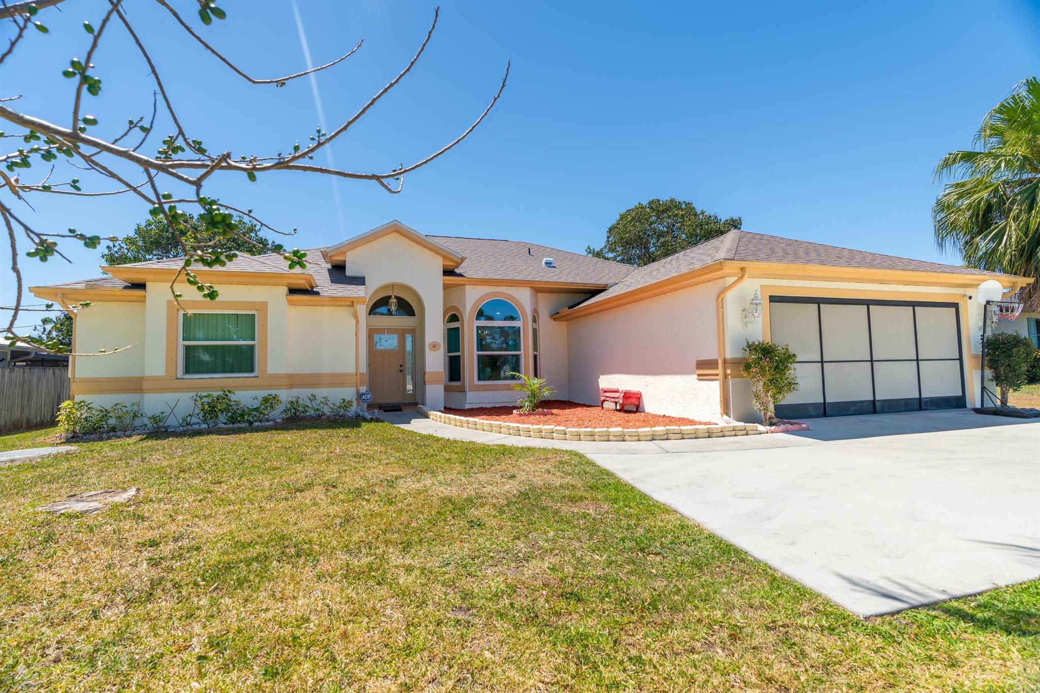 Genesee Ave, Port Street Lucie, FL 34983
