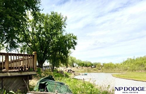 4879 Lake Shore Dr, Tekamah, NE, 68061-4105 | Card Image