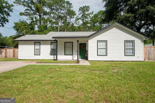 300 Village Dr, woodbine, GA, 31569-4428 | Card Image