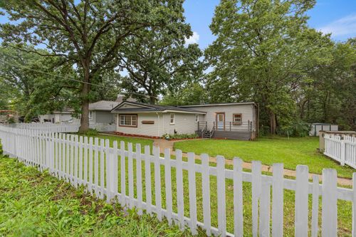 38472 4th Ave, Spring Grove, IL, 60081-9437 | Card Image
