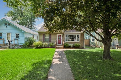 3637 Orchard Ave N, Robbinsdale, MN, 55422-2148 | Card Image