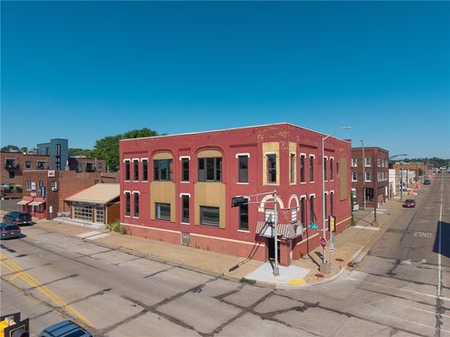 2 Bay St, CHIPPEWA FALLS, WI, 54729-2661 | Card Image