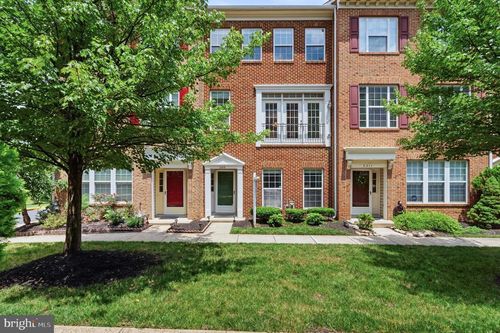 2313 Huntington Station Ct, ALEXANDRIA, VA, 22303-1417 | Card Image