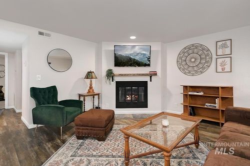192-3757 S S Gekeler Lane, Boise, ID, 83706 | Card Image