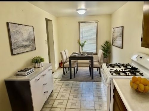 40 Race St, Manor, PA, 15665-1610 | Card Image