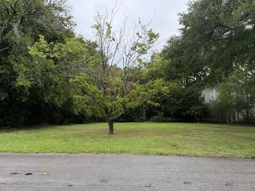 1490 Indian St, Mount Pleasant, SC, 29464-4810 | Card Image
