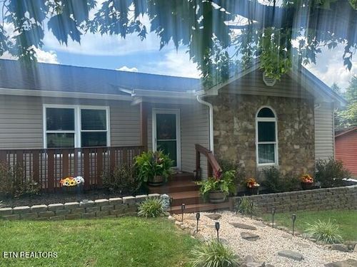 128 Cress Ln, Lenoir City, TN, 37772-4226 | Card Image