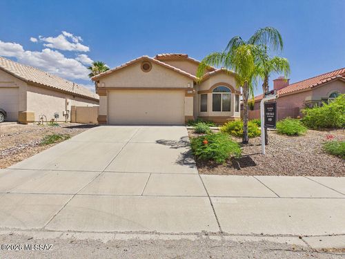 8844 E Marci Lynne Way, Tucson, AZ, 85747-5624 | Card Image