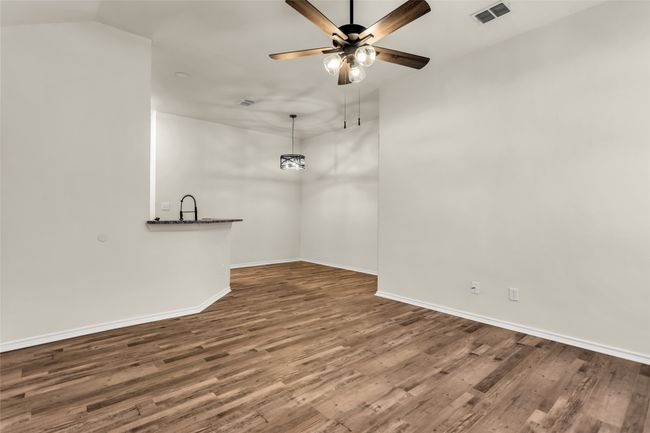 Unfurnished living ceiling fan | Image 4
