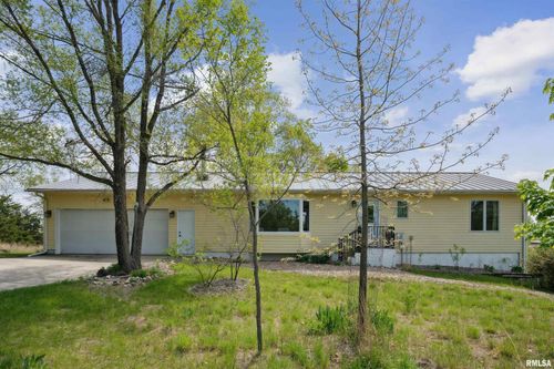 1264 320th St, Moscow, IA, 52760-9618 | Card Image