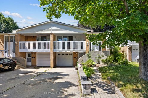 54 Kennaley Cres, Scarborough, ON, M1V1L7 | Card Image