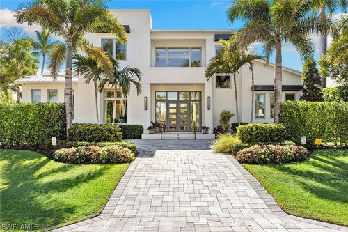 790 6th Ave N, Naples, FL, 34102-5509 | Card Image