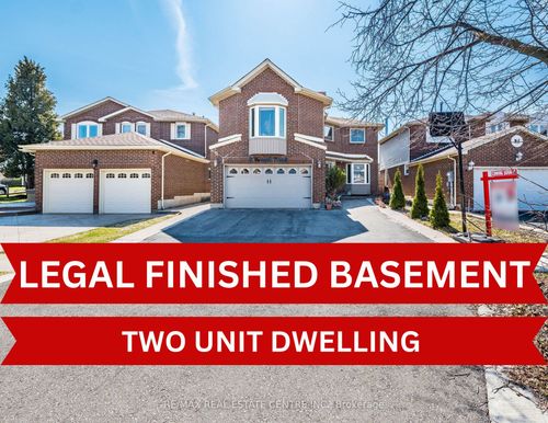 4 Howell Street, Brampton, ON, L6Y3J6 | Card Image