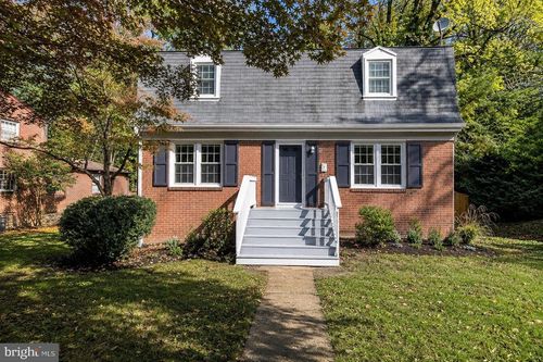 6526 Oakwood Dr, FALLS CHURCH, VA, 22041-1130 | Card Image