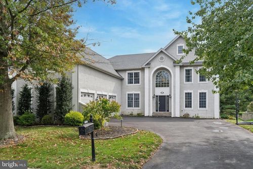 206 Rivercrest Dr, PHOENIXVILLE, PA, 19460-1063 | Card Image