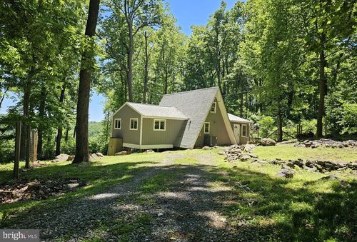 2628 High Top Rd, Linden, VA, 22642-5510 | Card Image