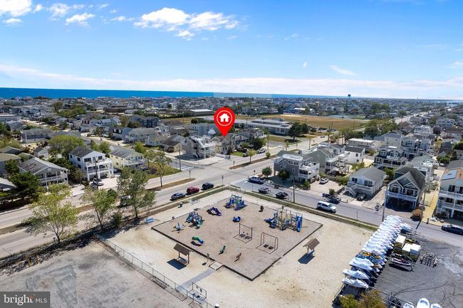 106 S Barnegat Ave, House other with 5 bedrooms, 2 bathrooms and null parking in Surf City NJ | Image 60