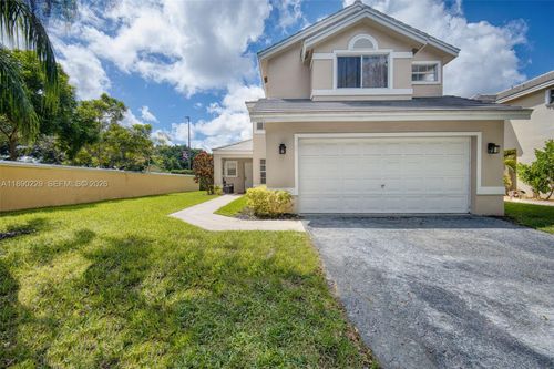 2913 Myrtle Oak Cir, Davie, FL, 33328-6739 | Card Image