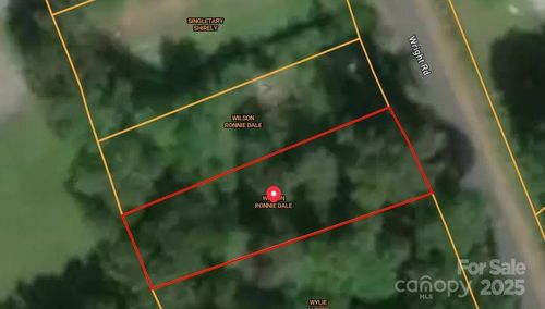 39267 Wright Rd, New London, NC, 28127-9682 | Card Image